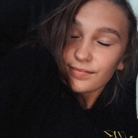 Meet your Posher, Brook - Picture 1 of 1